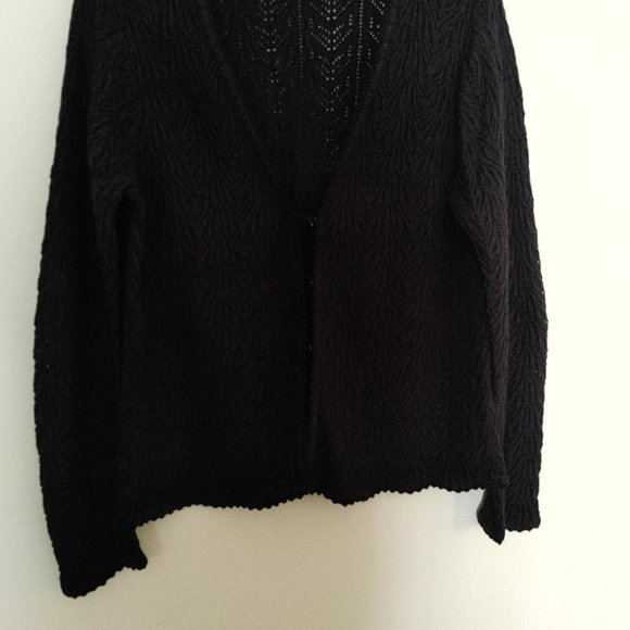 Axcess Liz Clairborne Black Button Down Long Sleeved Cardigan - Picture 2 of 7